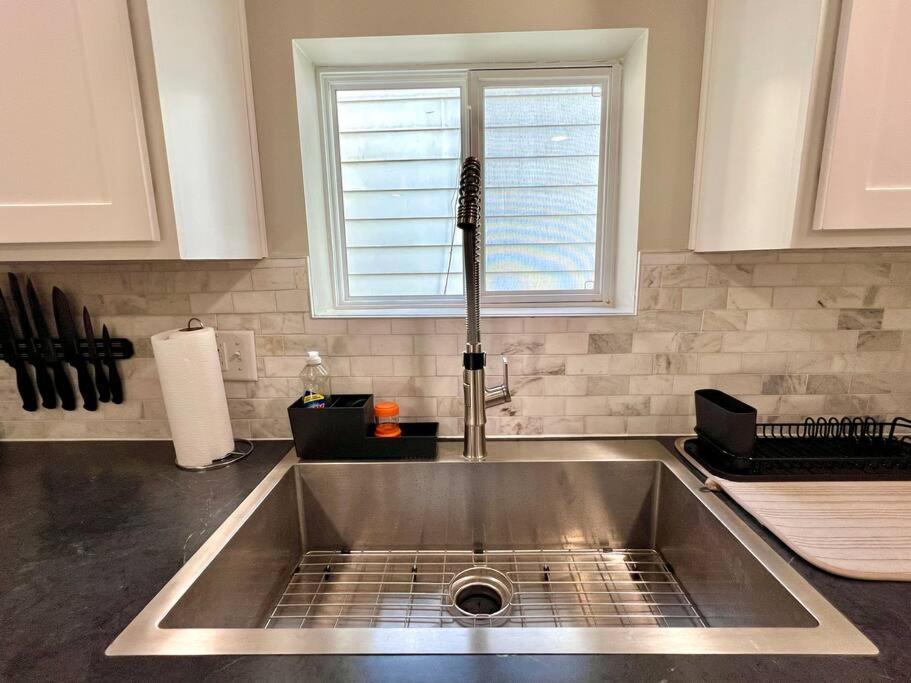 Modern Style Home Near Dt Indy & Major Attractions Ινδιανάπολη Εξωτερικό φωτογραφία